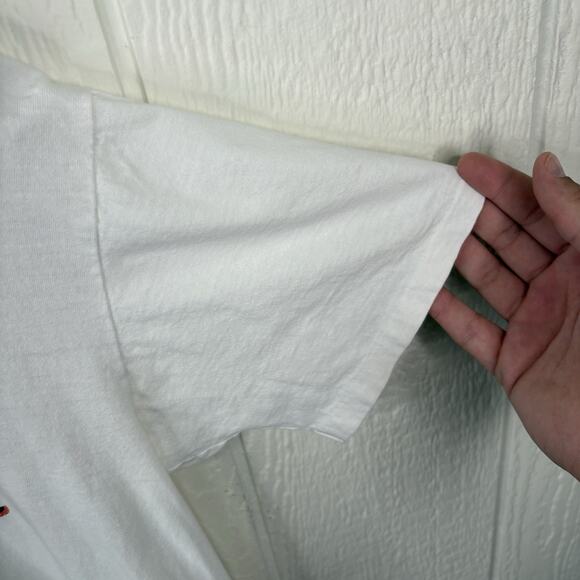 Vintage 80’s White Cleveland Browns Spell Out Tee Size Large - Picture 5 of 5